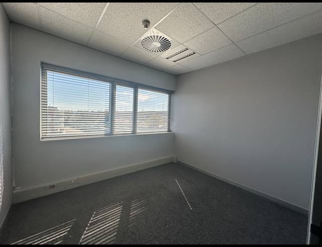 680M² OFFICE TO LET IN CENTURION CENTRAL